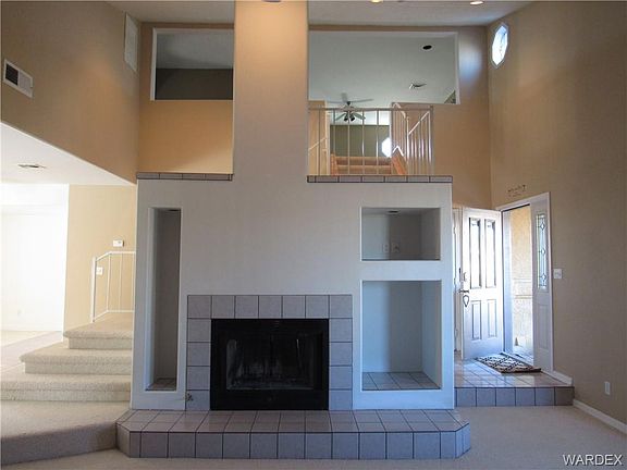 5th image of 5762 S Bernstein Dr