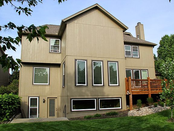 5th image of 14124 Barton St