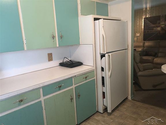 5th image of 3232 Janes Ave