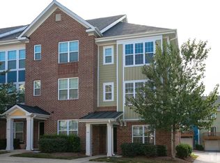 142 Dove Cottage Ln, Cary, NC 27519