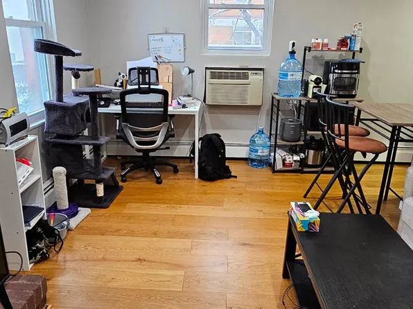 138 S Negley Ave APT 4, Pittsburgh, PA 15206