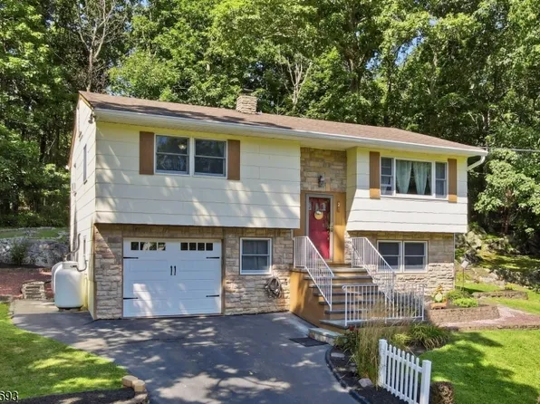 25 Elm Tree Rd, Vernon Twp., NJ 07422
