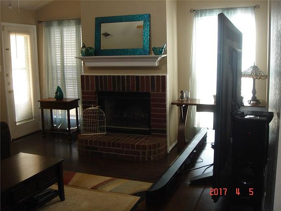 3rd image of 1217 Glen Creek Dr