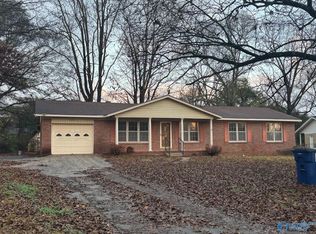 10005 Lily Flagg Cir SE, Huntsville, AL 35803