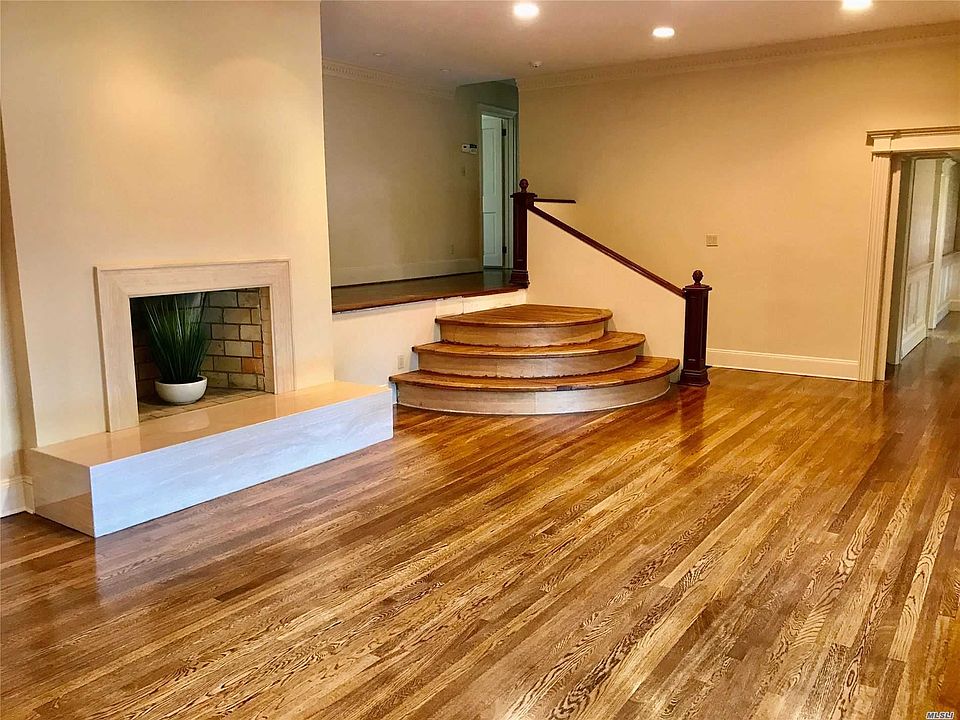 20 Earle Pl, Manhasset, NY 11030 Zillow