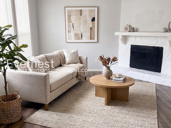 3rd image of 8038 Flamingo Dr