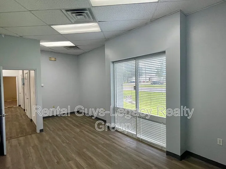 6365 Philips Hwy — Photo 12
