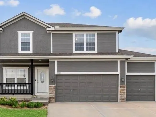 9611 N Adrian Pl, Kansas City, MO 64154