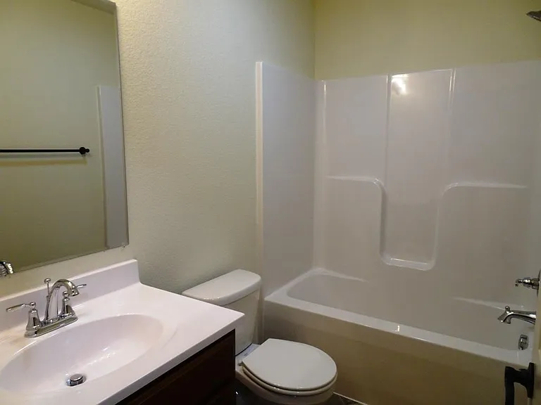 4308 SE Oakleaf Dr — Photo 8