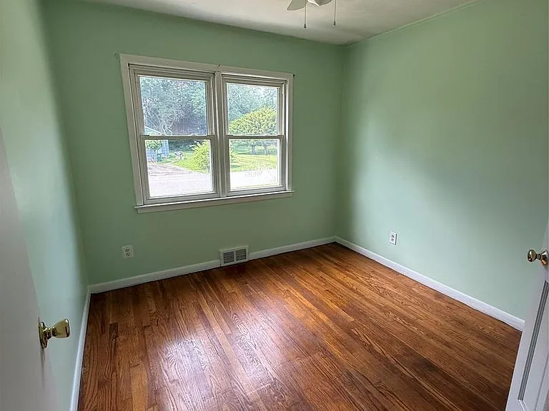 36 Greenvale Farms Rd — Photo 12