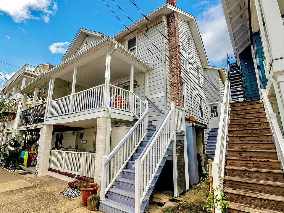 1st image of 816 Delancey Pl #A