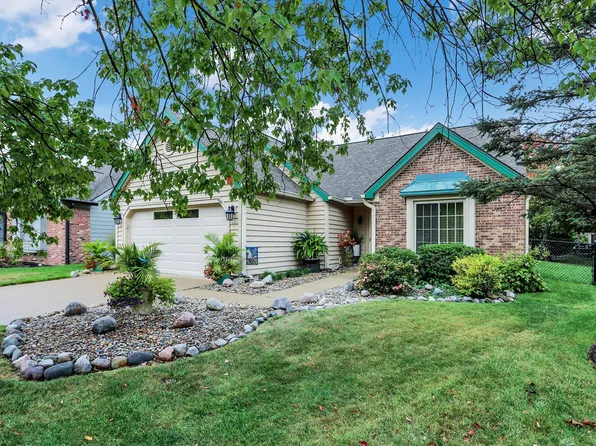 7634 Wickfield Dr, Indianapolis, IN 46256