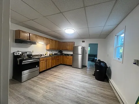 117 E High St — Photo 3