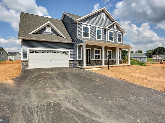 2nd image of 1808 Edgewood Dr