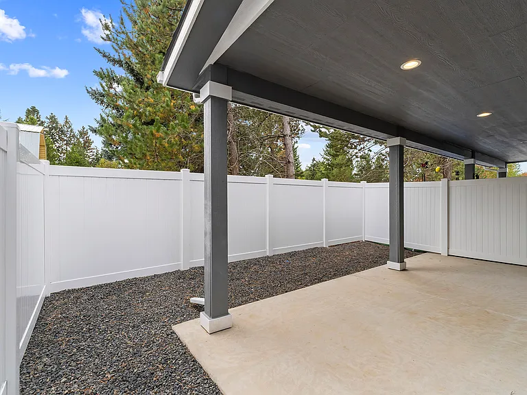 Birkdale Commons — Photo 101