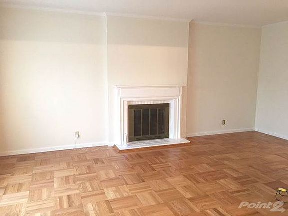 LIVING ROOM 2 (NEW)