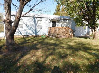 16102 E 17th St S, Independence, MO 64050
