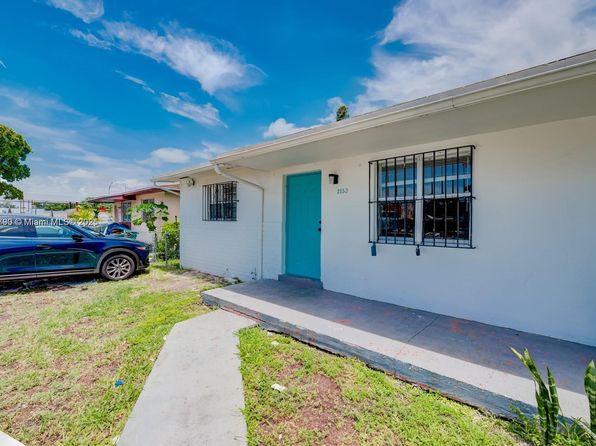 2151 NW 103rd St #2153