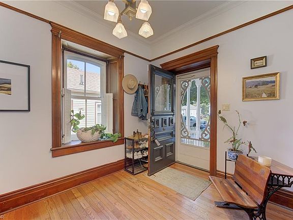 4th image of 63 Birch St