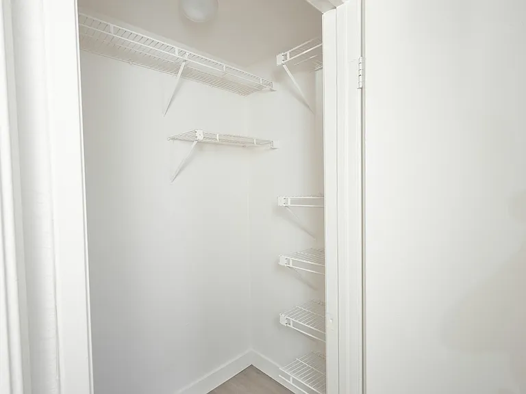1210 North Cherokee Ave. — Photo 28