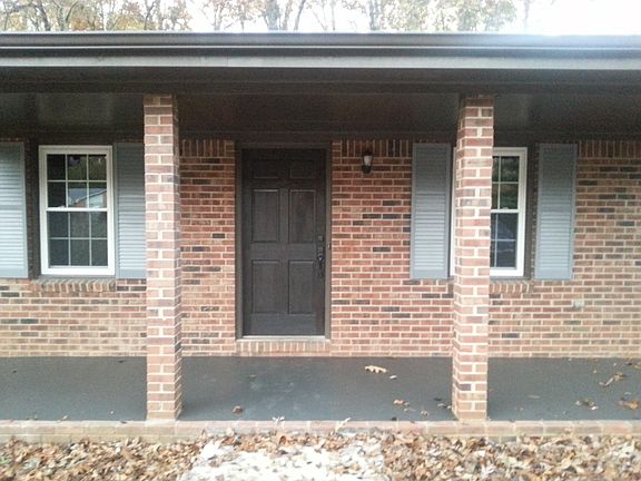 2nd image of 12 Henderson Dr