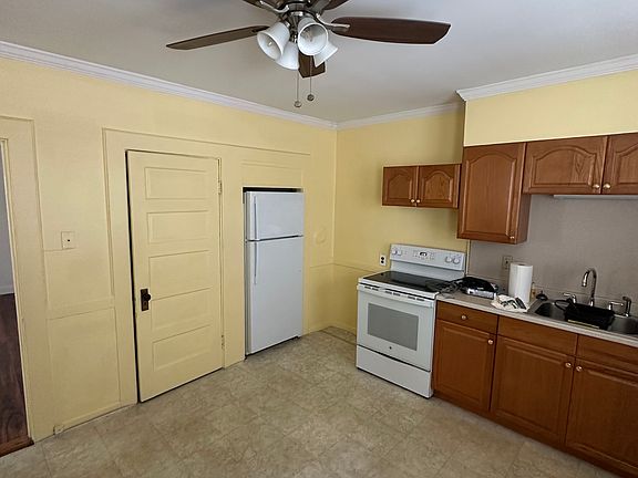 5th image of 26 Clinton St