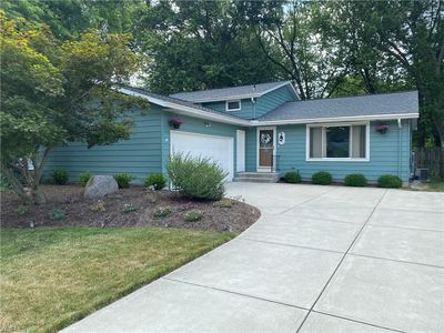 20469 Homestead Park Dr, Strongsville, OH, 44136