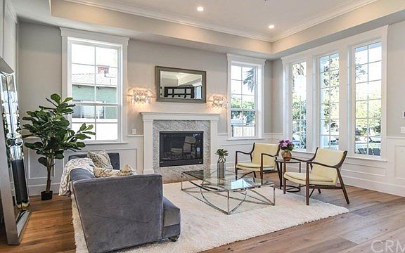 3rd image of 4355 Camellia Ave