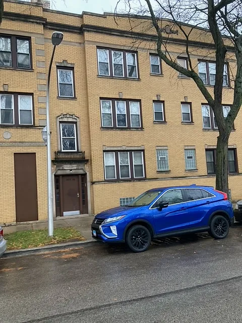Lorel Apartments