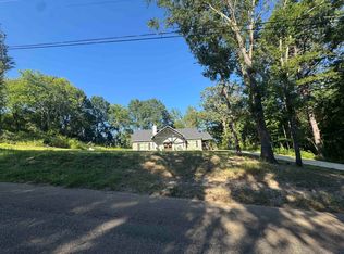 233 Shoreview Dr, Longview, TX 75605
