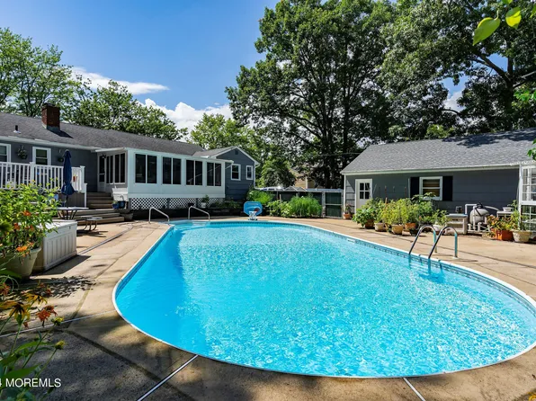 471 Clifton Avenue, Bayville, NJ 08721