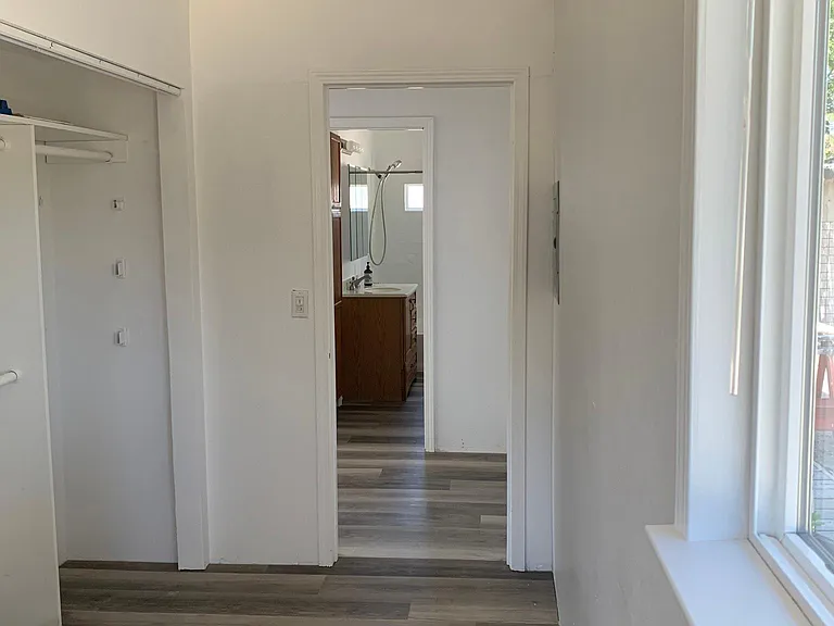 1850 Reiman Ln — Photo 18