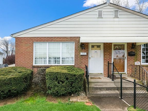 5th image of 7837 Lawndale Ave