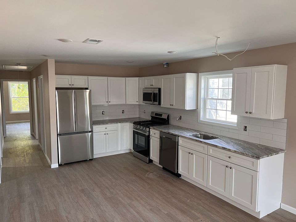 1st image of 61-63 N 5th St