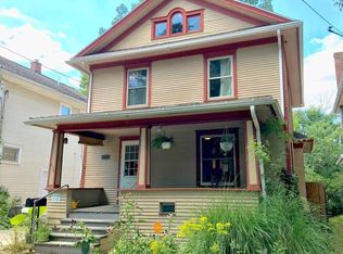 232 S Fairview Ave, Lansing, MI 48912
