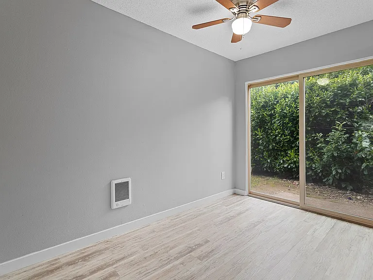 3025 SE Maple St — Photo 6