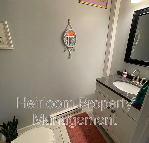2317 W 9th St #3 — Photo 4