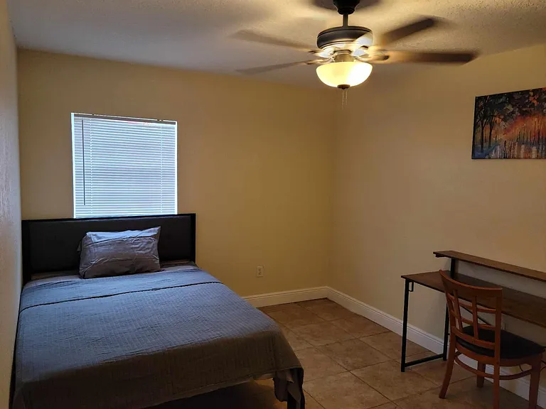 401 Lake Gertie Rd — Photo 1