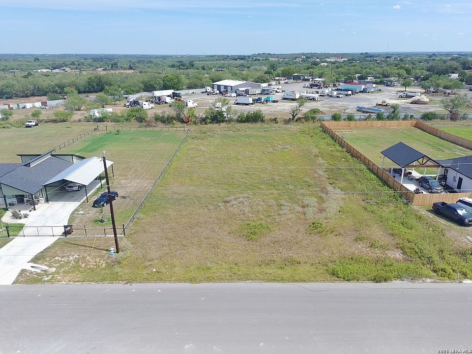 1st image of 16928 Rancho Escondido