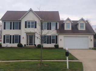 150 Countryside Dr, Medina, OH