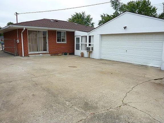2nd image of 86 Indianhead Dr