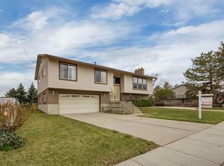 1838 E Crescent View Dr, Sandy, UT 84092