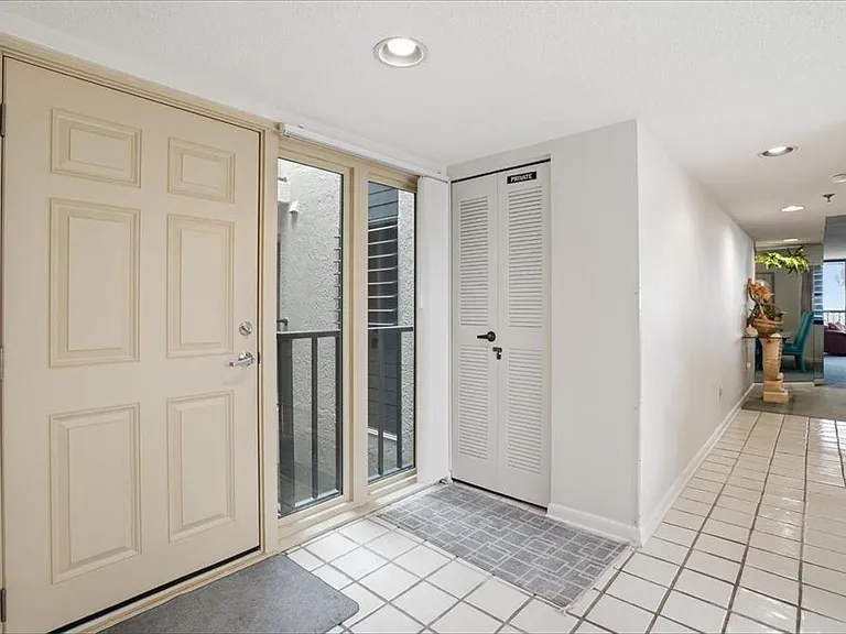 5611 Gulf Of Mexico Dr #3 — Photo 11
