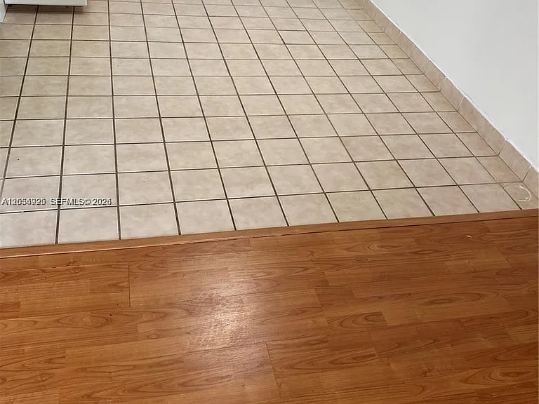 300 Palm Cir W #208 — Photo 16