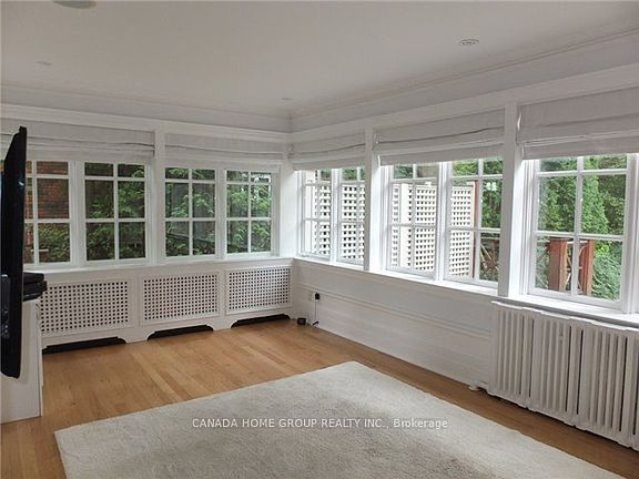 3rd image of 76 Glen Rd