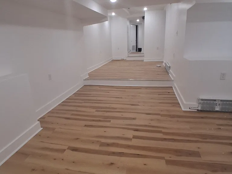 6639 Crowson St — Photo 17