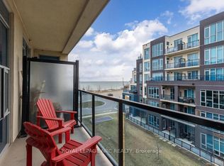 10 Concord Pl #412, Grimsby, ON L3M 0G6