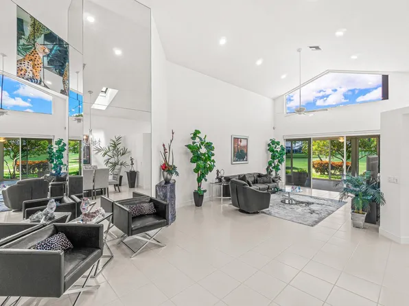 6210 Evian Place, Boynton Beach, FL 33437