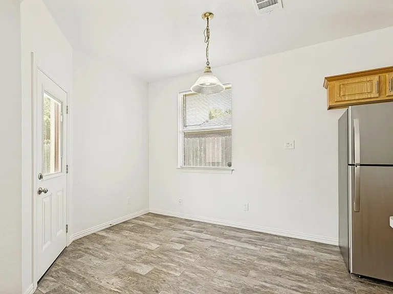 1110 Chase Park Dr — Photo 5