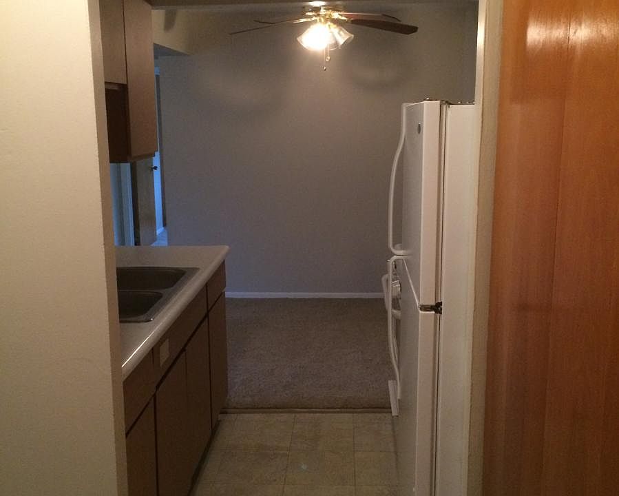 1st image of 377 N Main St #2nd